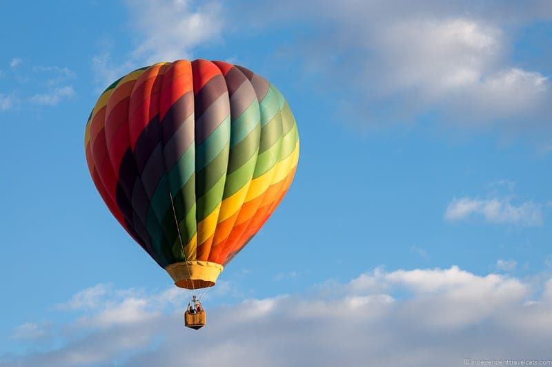 pretty hot air balloons