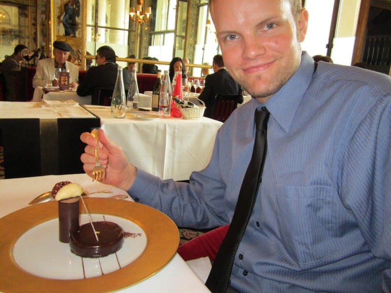 Le Cinq的Dress Code是"含外套"的西裝 | Ann Teng | Flickr