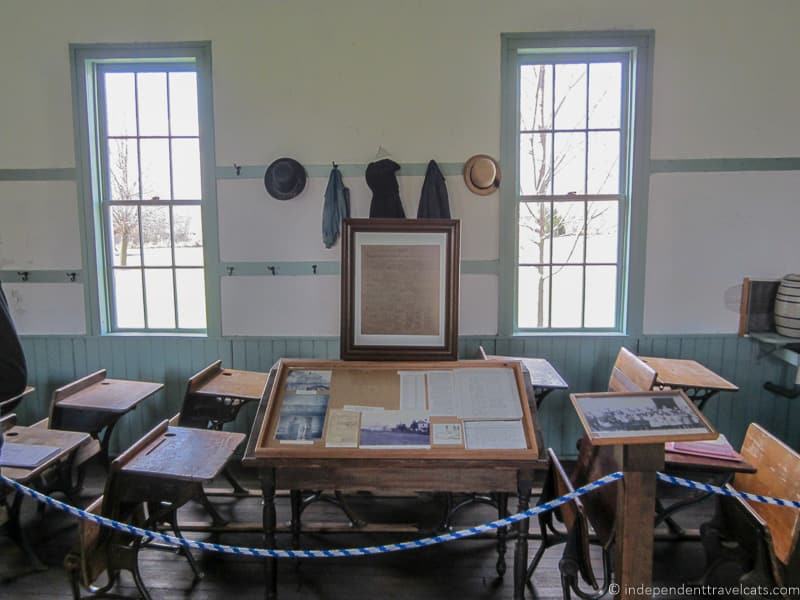 Bunker Hill one room school house Amish & Mennonite Heritage Center visit amish country ohio