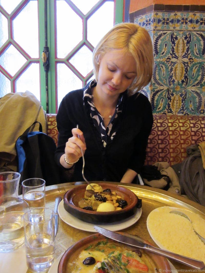 cafe mosque afternoon tea in Paris