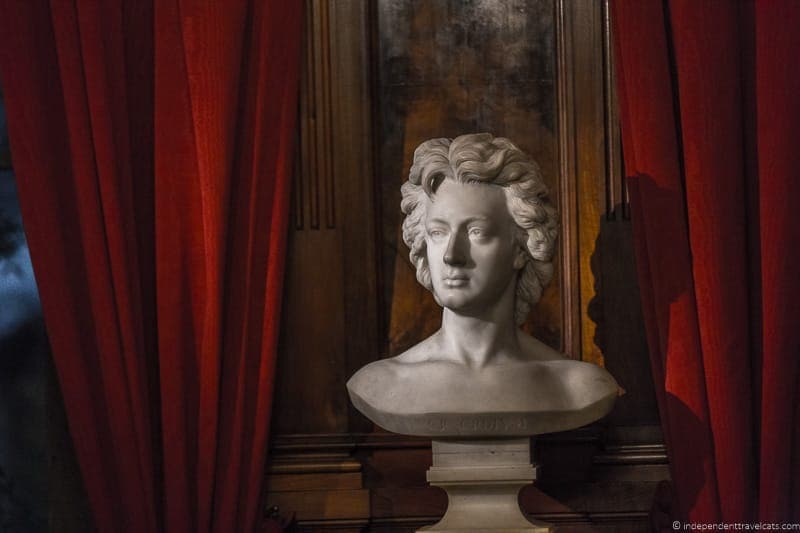 bust Keats-Shelley House Grand Tour in Rome