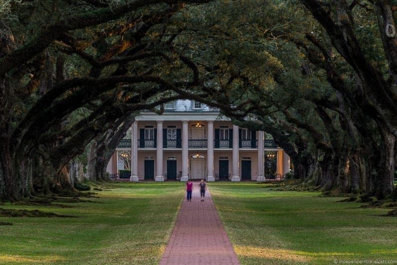 Oak Alley Plantation tour overnight New Orleans Louisiana