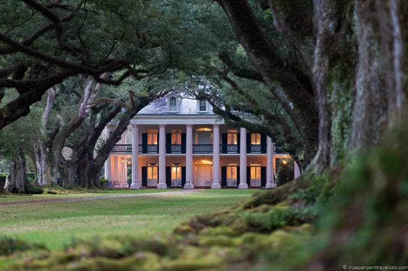 Oak Alley Plantation tour overnight New Orleans Louisiana