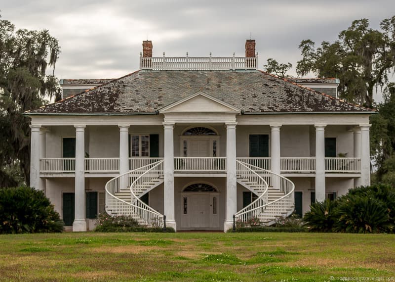 Plantations of the Mississippi River from Natchez to New Orleans