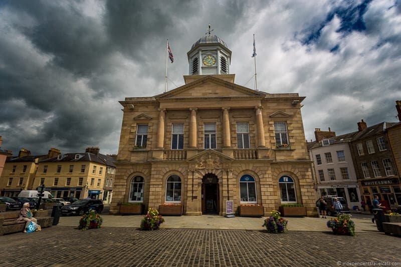 Kelso cobbled market square Scottish Borders highlights travel Rabbies