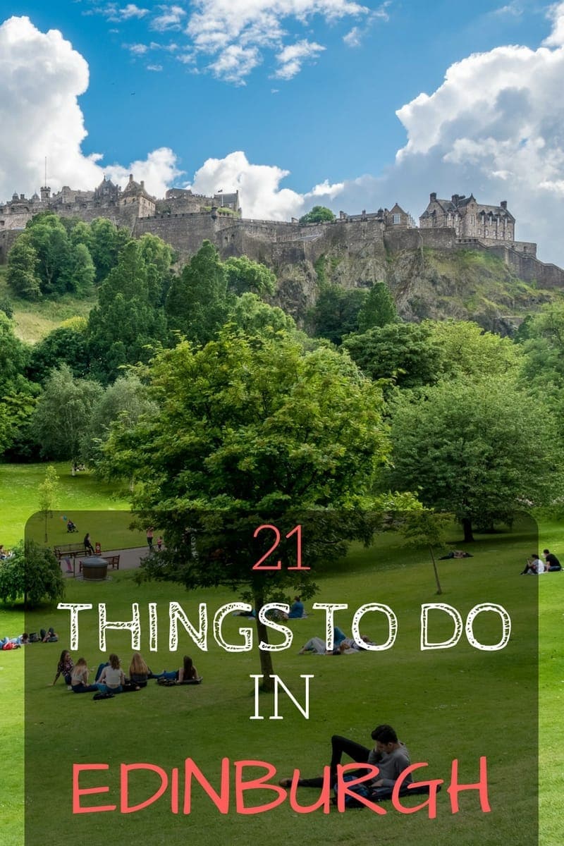 Top things to do in Edinburgh Scotland from two people who live there. From Edinburgh Castle to whisky tasting to the Botanic Gardens, we share 21 of Edinburgh most popular attractions and give you plenty of tips to make the most of your time in Edinburgh.