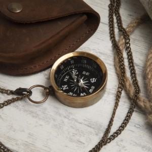 working compass necklace jewelry gift for traveler