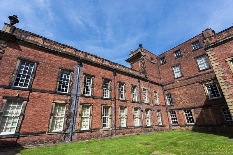 visit Wentworth Woodhouse tours courtyard
