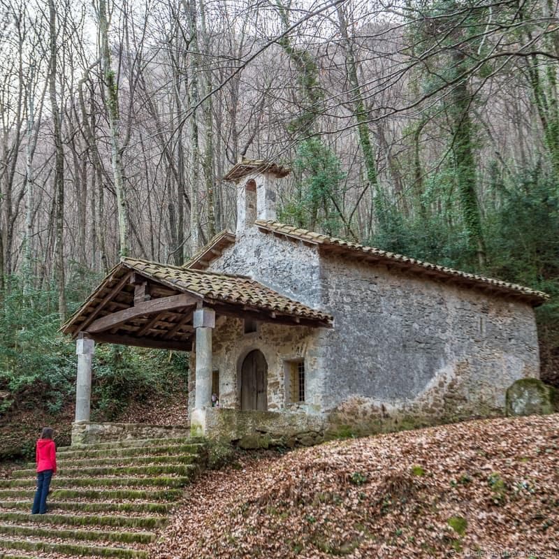 Romanesque churches things to do in the Spanish Pyrenees in Catalonia Spain