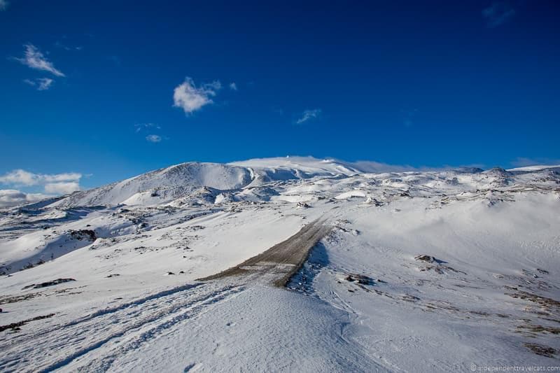 Highland roads driving in Iceland in winter advice during winter months