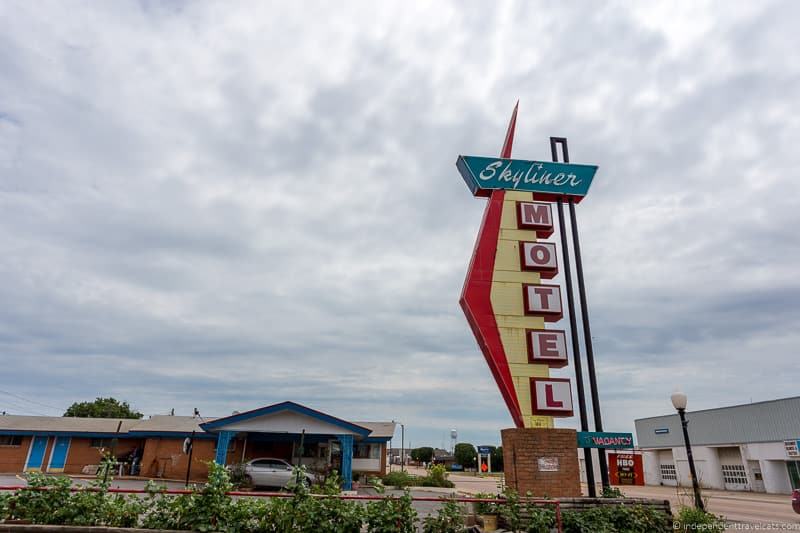 Skyliner motel sign Oklahoma 2 week Route 66 itinerary detailed guide