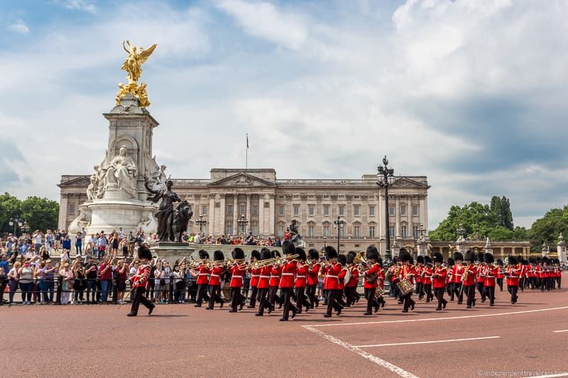 Buckingham Palace changing of the guard full day London walking tour see London highlights in 1 day London itinerary England