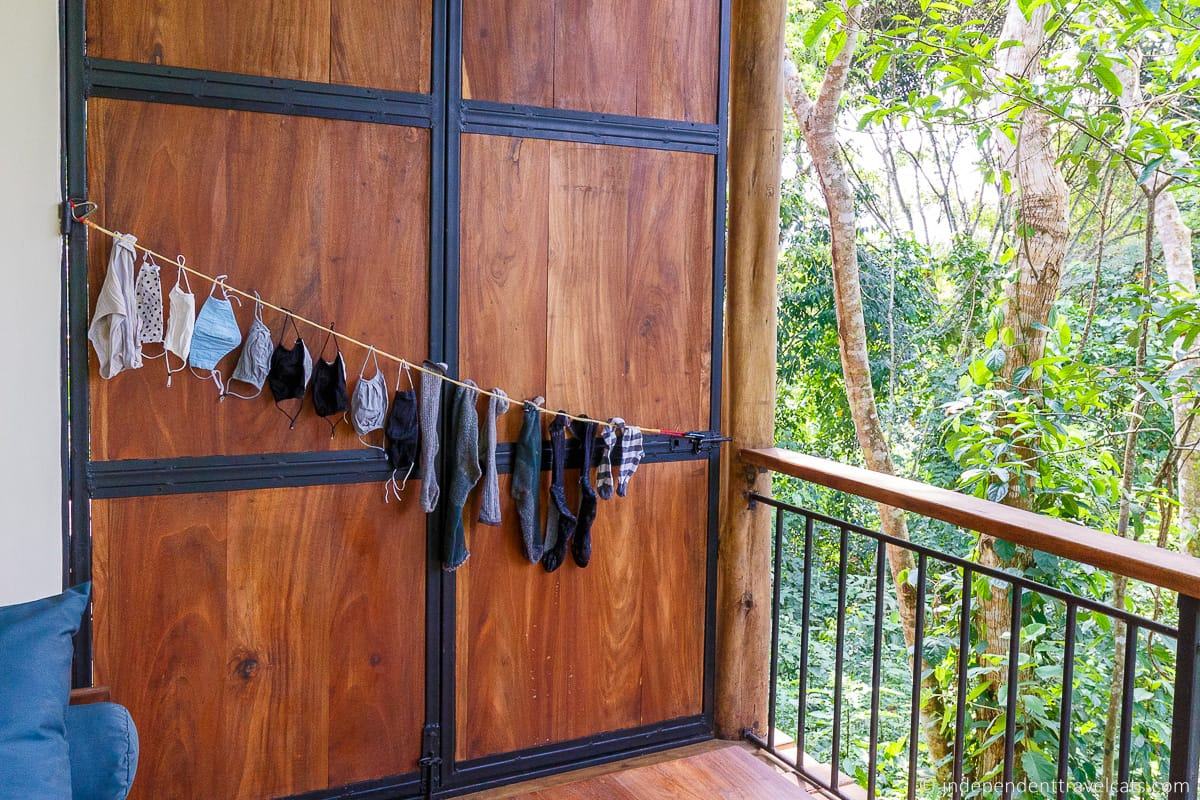 Travel Life Hack: Washing/Drying Your Clothes in A Hotel Room