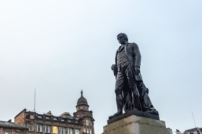 Robert Burns statue Glasgow George Square Burns Supper where to celebrate Burns Night in Scotland