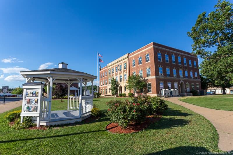 Caldwell Courthouse town square things to do in Caldwell Ohio Noble County Ohio