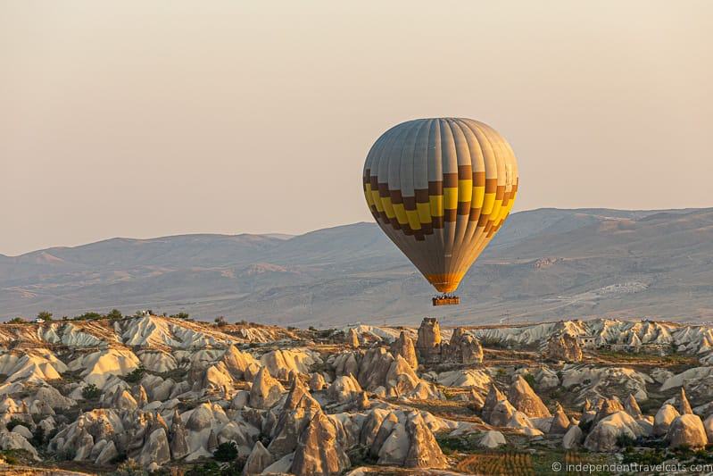 hot air balloon in Cappadocia 2 weeks in Turkey itinerary