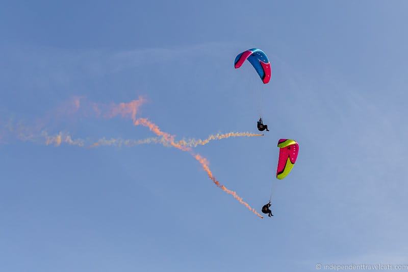 paragliders Château-d'Oex International Hot Air Balloon Festival in Switzerland Festival International de Ballons