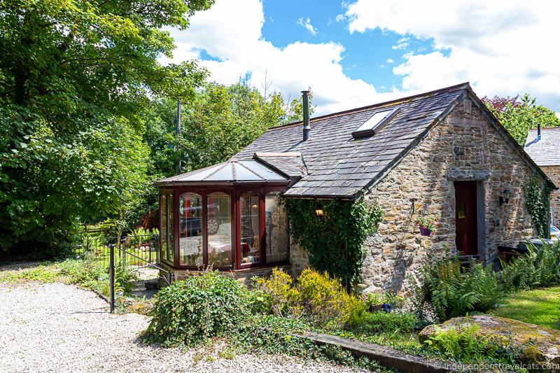 holiday cottage Airbnb alternatives best apartment booking websites