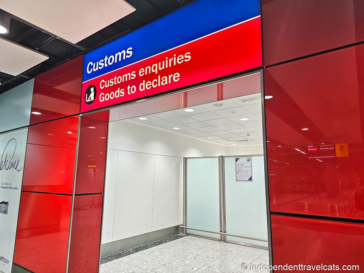customs checkpoint London Heathrow airport